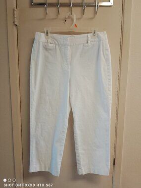 Women's Talbot's White Cotton Stretch Capri Pants Size 10.